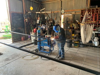 WeldingOnGate02 (Large).jpg